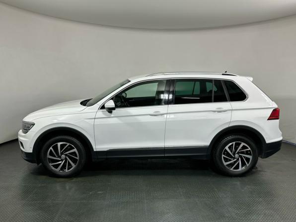 Volkswagen Tiguan II с пробегом 2018 года, цена 2 580 000 рублей, 156804 км, внедорожник, Автокод Объявления