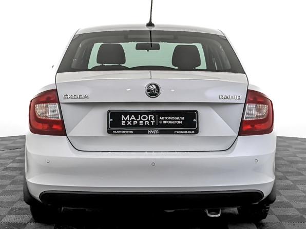 Skoda Rapid I с пробегом 2017 года, цена 1 130 000 рублей, 135292 км, лифтбек, Автокод Объявления