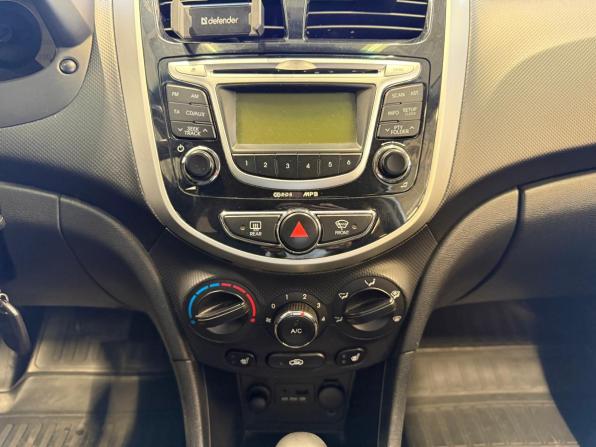 Hyundai Solaris I с пробегом 2012 года, цена 784 000 рублей, 169000 км, седан, Автокод Объявления