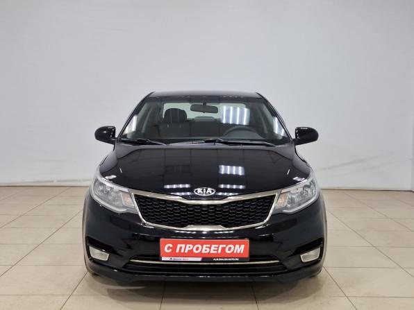 Kia Rio III Рестайлинг с пробегом 2017 года, цена 1 050 000 рублей, 111048 км, седан, Автокод Объявления