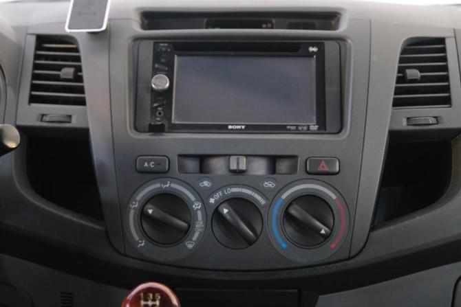 Toyota Hilux VII с пробегом 2010 года, цена 2 049 000 рублей, 240000 км, offers.body_type.unknown, Автокод Объявления