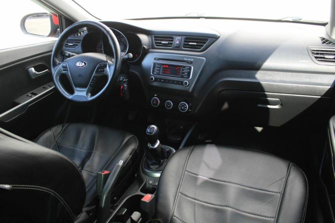 Kia Rio III Рестайлинг с пробегом 2017 года, цена 1 155 000 рублей, 80000 км, седан, Автокод Объявления