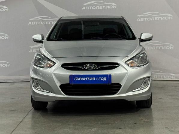 Hyundai Solaris I с пробегом 2013 года, цена 780 000 рублей, 131000 км, седан, Автокод Объявления
