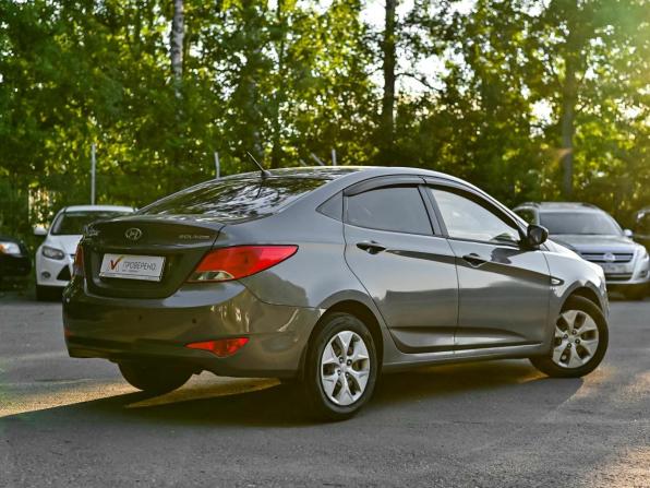 Hyundai Solaris I Рестайлинг с пробегом 2015 года, цена 960 000 рублей, 154219 км, седан, Автокод Объявления