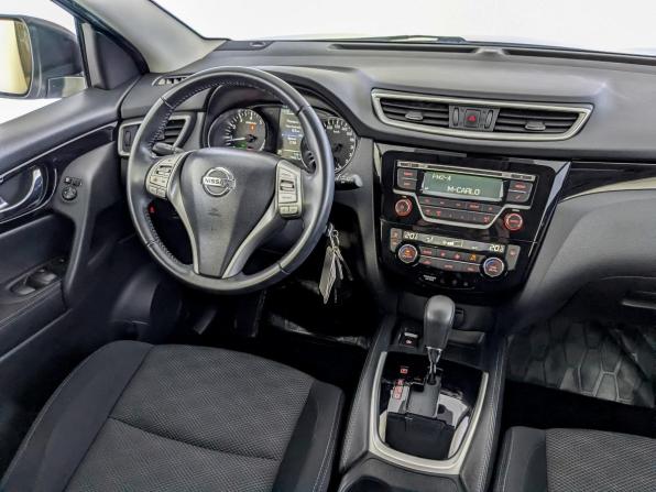 Nissan Qashqai II с пробегом 2018 года, цена 1 700 000 рублей, 79865 км, внедорожник, Автокод Объявления
