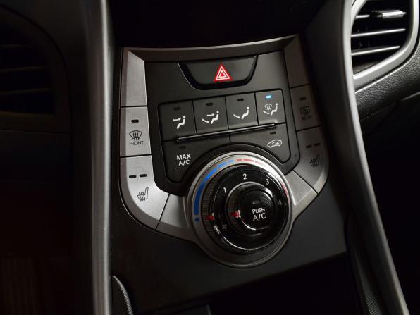 Hyundai Elantra V (MD) с пробегом 2013 года, цена 1 099 997 рублей, 204824 км, седан, Автокод Объявления