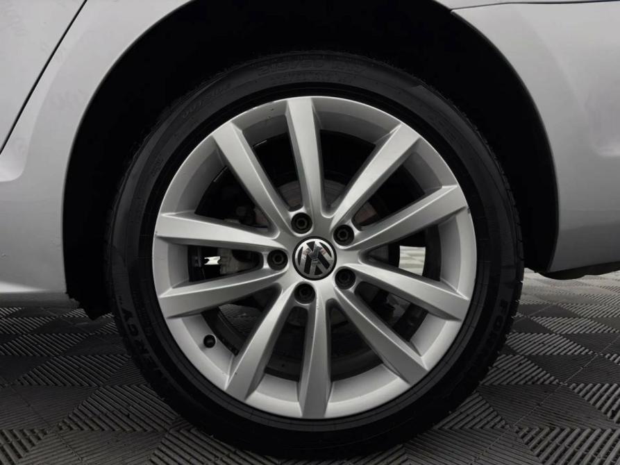 Volkswagen Jetta VI Псков  - изображение 21