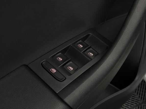 Volkswagen Polo VI с пробегом 2021 года, цена 1 377 000 рублей, 72606 км, лифтбек, Автокод Объявления