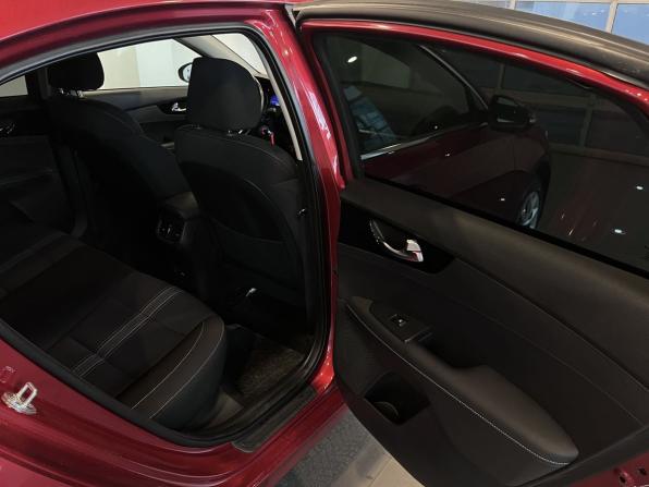 Kia Cerato IV Рестайлинг с пробегом 2021 года, цена 2 128 000 рублей, 80564 км, седан, Автокод Объявления