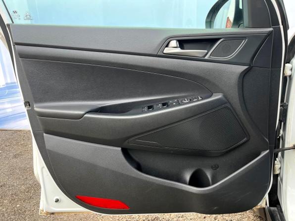 Hyundai Tucson III с пробегом 2018 года, цена 1 999 900 рублей, 147069 км, внедорожник, Автокод Объявления