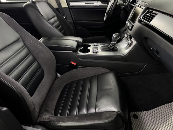 Volkswagen Touareg II Рестайлинг с пробегом 2015 года, цена 3 290 000 рублей, 150000 км, внедорожник, Автокод Объявления