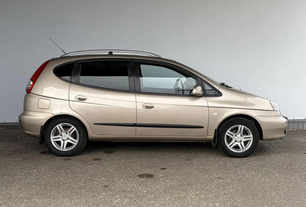 Chevrolet Rezzo Киров  - изображение 4
