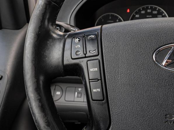 Hyundai Grand Starex I Рестайлинг с пробегом 2016 года, цена 2 940 000 рублей, 212273 км, минивэн, Автокод Объявления