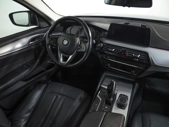 BMW 5 серии VII (G30/G31/G38) с пробегом 2017 года, цена 2 175 000 рублей, 248700 км, седан, Автокод Объявления