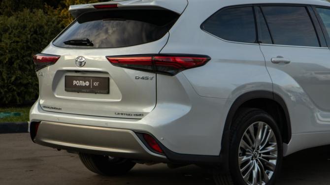 Toyota Highlander IV (XU70) с пробегом 2025 года, цена 5 088 000 рублей, 18139 км, внедорожник, Автокод Объявления