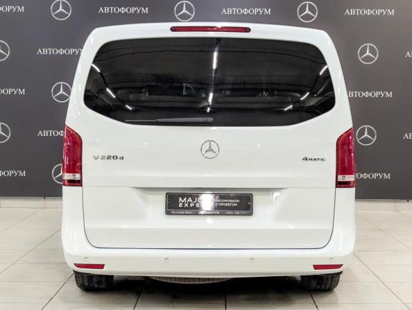 Mercedes-Benz V-Класс III (W447) с пробегом 2017 года, цена 4 100 000 рублей, 93769 км, минивэн, Автокод Объявления
