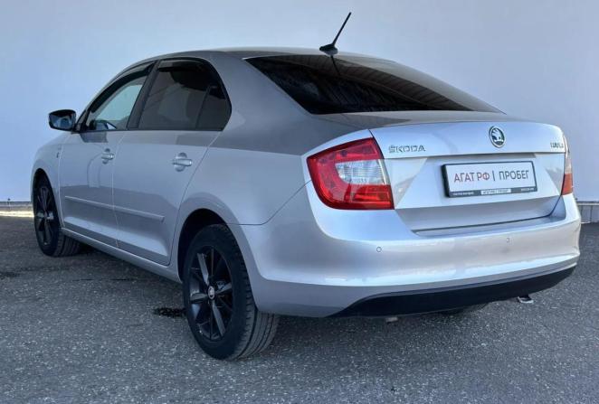 Skoda Rapid I с пробегом 2016 года, цена 935 000 рублей, 152293 км, лифтбек, Автокод Объявления