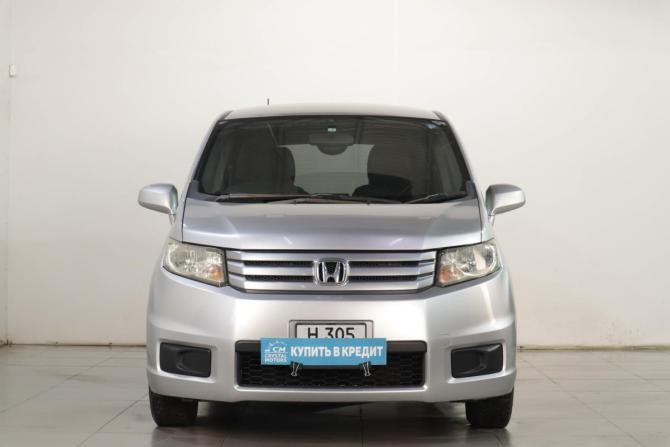 Honda Freed I Рестайлинг с пробегом 2010 года, цена 959 000 рублей, 124200 км, компактвэн, Автокод Объявления