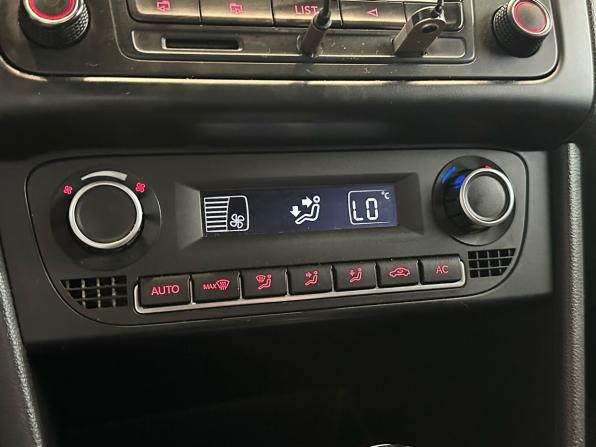 Volkswagen Polo V с пробегом 2013 года, цена 899 000 рублей, 175556 км, седан, Автокод Объявления