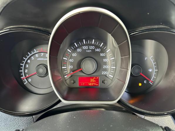 Kia Rio III Рестайлинг с пробегом 2015 года, цена 1 110 000 рублей, 48000 км, седан, Автокод Объявления