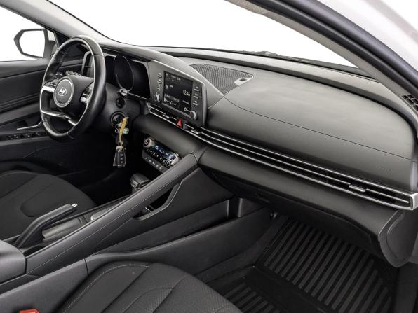 Hyundai Elantra VII (CN7) с пробегом 2021 года, цена 1 860 000 рублей, 117198 км, седан, Автокод Объявления