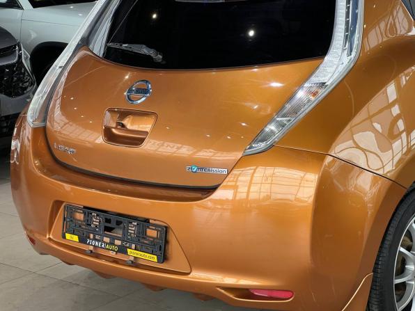 Nissan Leaf I (ZE0/AZE0) с пробегом 2016 года, цена 1 020 000 рублей, 56000 км, хэтчбек, Автокод Объявления
