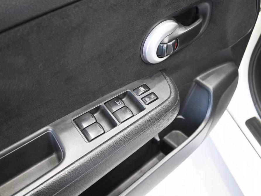 Nissan Tiida I Рестайлинг Ростов-на-Дону  - изображение 20