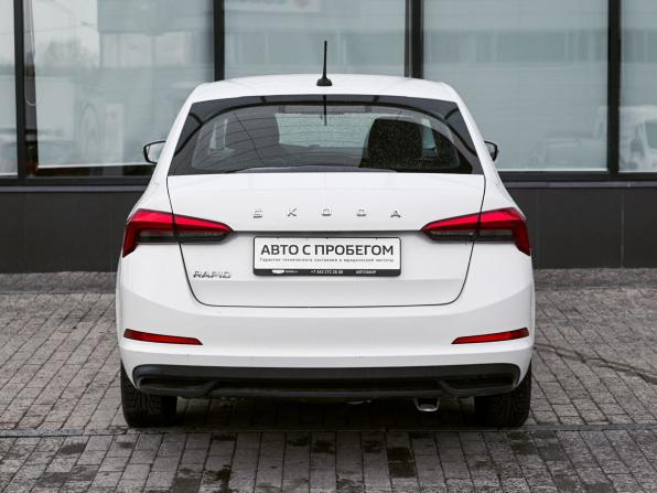 Skoda Rapid II с пробегом 2020 года, цена 980 000 рублей, 200518 км, лифтбек, Автокод Объявления