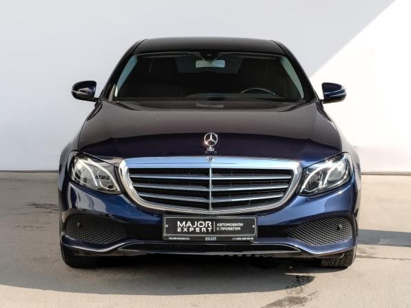 Mercedes-Benz E-Класс V (W213 S213 C238) с пробегом 2018 года, цена 2 985 000 рублей, 87976 км, седан, Автокод Объявления