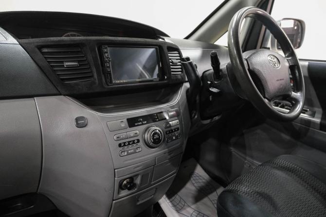 Toyota Voxy I (R60) с пробегом 2006 года, цена 1 149 000 рублей, 282000 км, компактвэн, Автокод Объявления