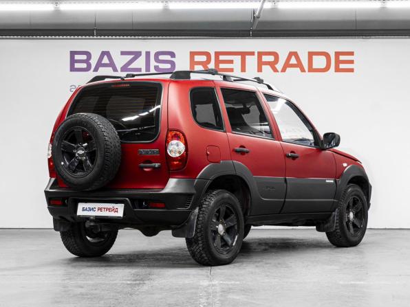 Chevrolet Niva I Рестайлинг с пробегом 2011 года, цена 689 000 рублей, 99304 км, внедорожник, Автокод Объявления