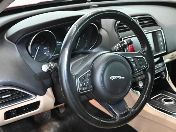 Jaguar XE I с пробегом 2017 года, цена 1 900 000 рублей, 123422 км, седан, Автокод Объявления