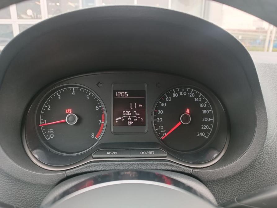Volkswagen Polo V Рестайлинг Санкт-Петербург  - изображение 14