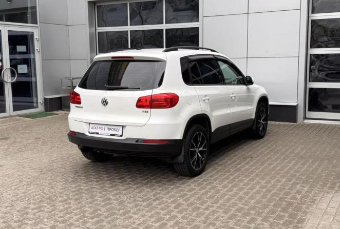 Volkswagen Tiguan I Рестайлинг с пробегом 2012 года, цена 1 090 000 рублей, 210574 км, внедорожник, Автокод Объявления