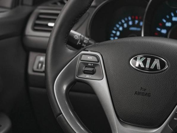 Kia Rio III Рестайлинг с пробегом 2016 года, цена 999 000 рублей, 165400 км, седан, Автокод Объявления