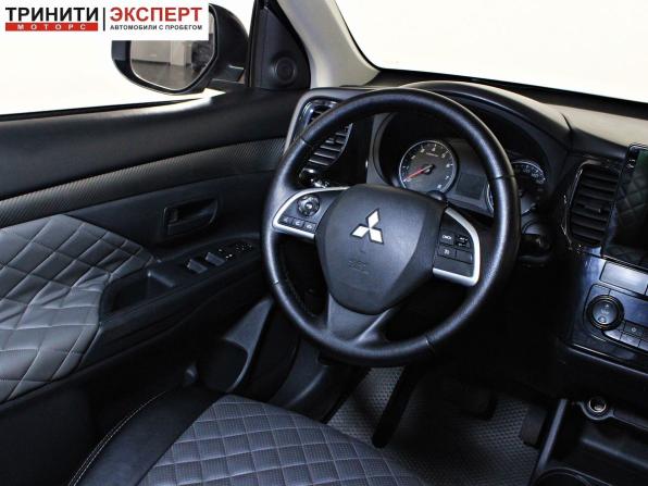 Mitsubishi Outlander III Рестайлинг с пробегом 2014 года, цена 1 526 000 рублей, 203221 км, внедорожник, Автокод Объявления