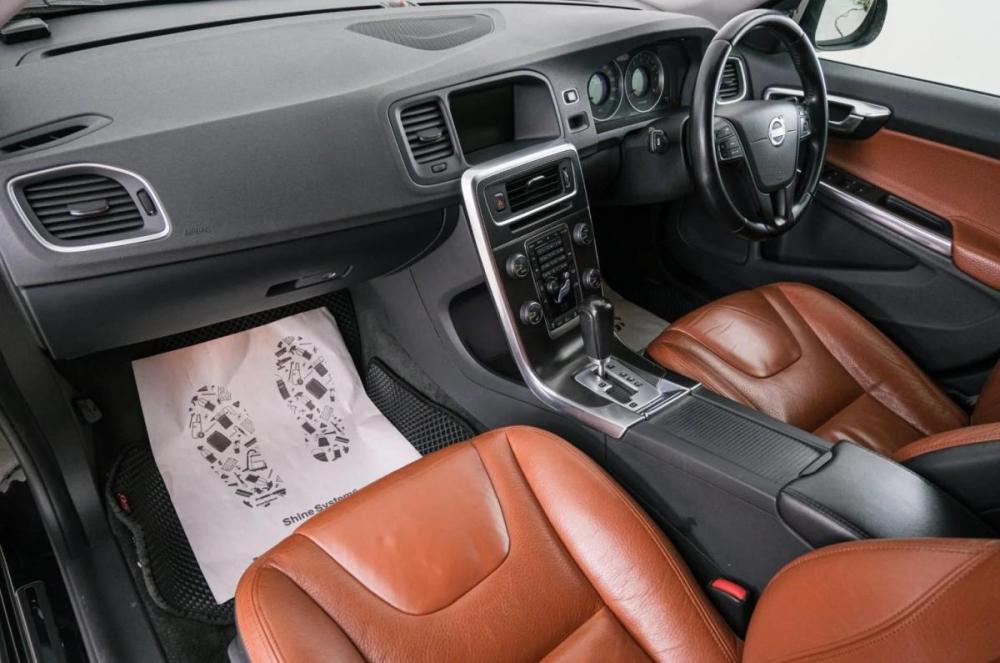 Volvo V60 I Красноярск  - изображение 13