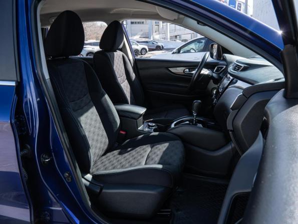 Nissan Qashqai II с пробегом 2018 года, цена 1 975 000 рублей, 94717 км, внедорожник, Автокод Объявления