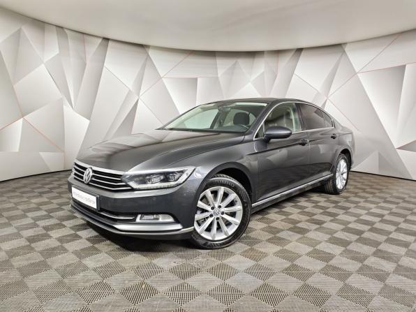 Volkswagen Passat B8 с пробегом 2017 года, цена 1 815 000 рублей, 181765 км, седан, Автокод Объявления
