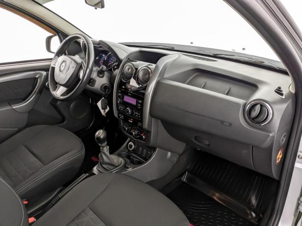 Renault Duster I Рестайлинг с пробегом 2017 года, цена 1 350 000 рублей, 87399 км, внедорожник, Автокод Объявления