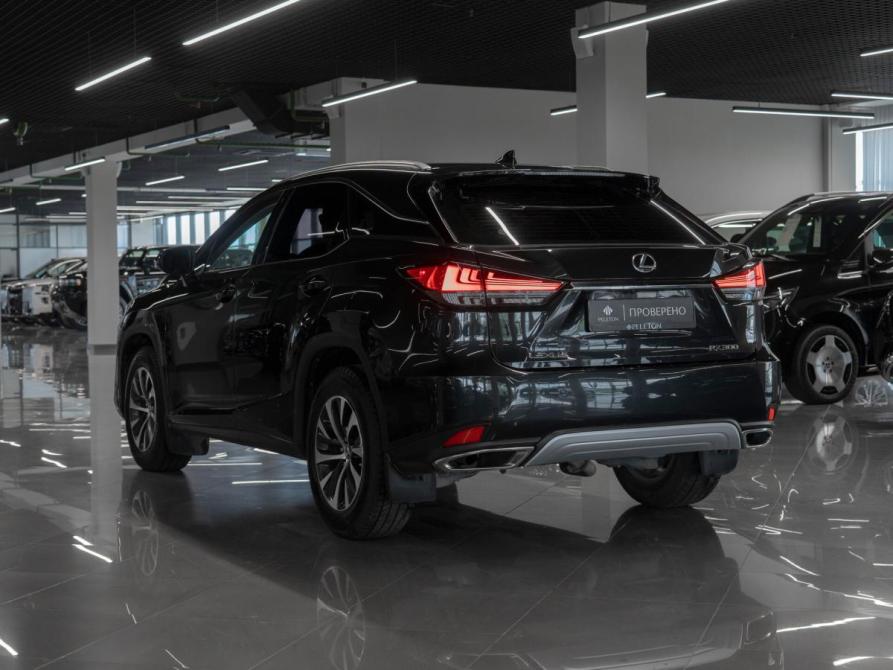 Lexus RX IV Рестайлинг Москва  - изображение 4
