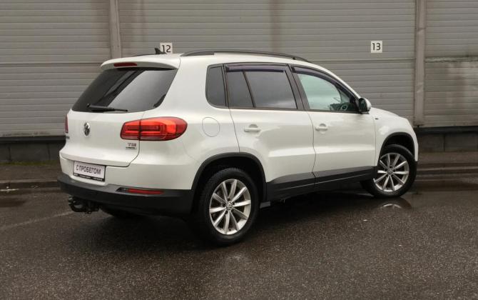 Volkswagen Tiguan I Рестайлинг с пробегом 2015 года, цена 1 079 000 рублей, 175104 км, внедорожник, Автокод Объявления