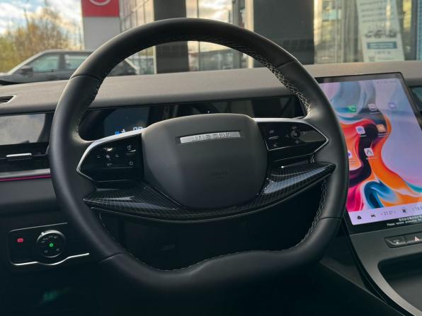 Jaecoo J6 с пробегом 2026 года, цена 2 250 000 рублей, 2050 км, внедорожник, Автокод Объявления