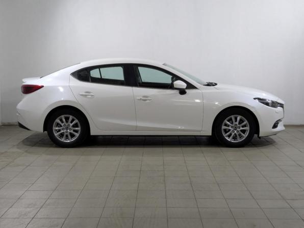 Mazda 3 III (BM) Рестайлинг с пробегом 2016 года, цена 1 795 000 рублей, 23310 км, седан, Автокод Объявления