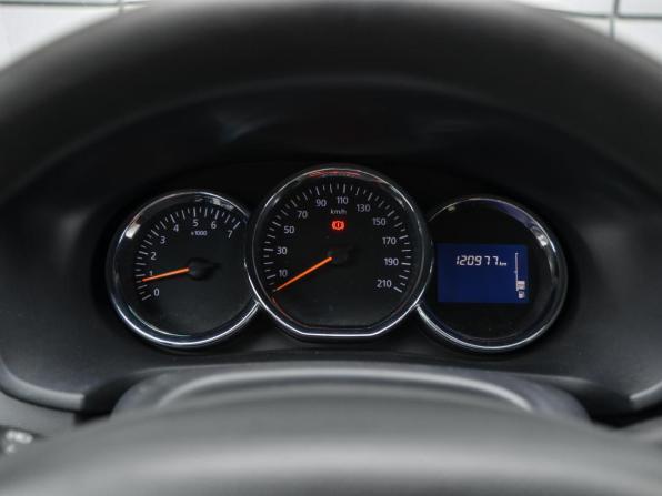 Renault Logan II с пробегом 2016 года, цена 595 000 рублей, 120977 км, седан, Автокод Объявления