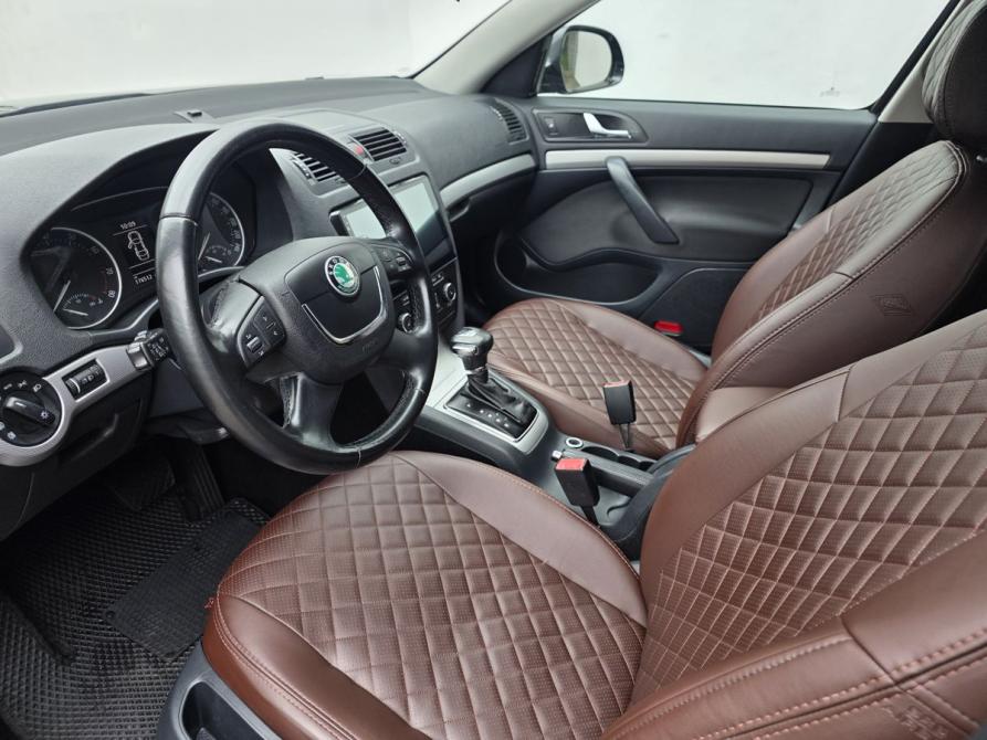 Skoda Octavia II (A5) Рестайлинг Москва  - изображение 9