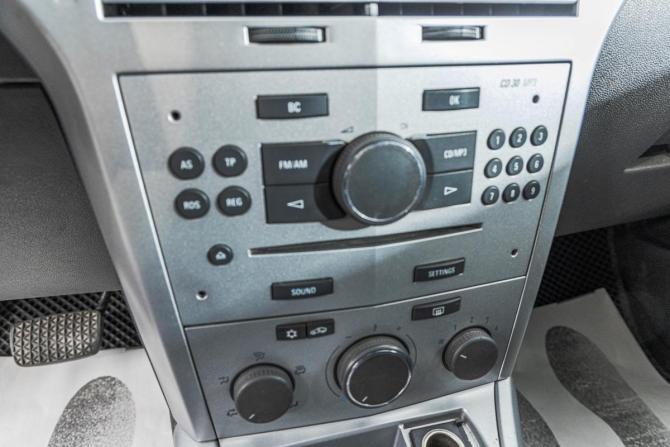 Opel Astra H Рестайлинг с пробегом 2010 года, цена 499 000 рублей, 264000 км, хэтчбек, Автокод Объявления