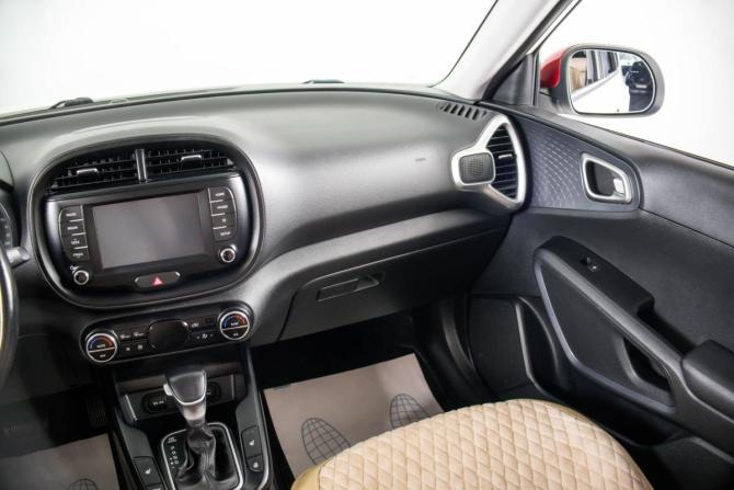 Kia Soul III с пробегом 2020 года, цена 1 799 000 рублей, 63202 км, хэтчбек, Автокод Объявления