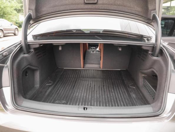 Audi A4 V (B9) Рестайлинг с пробегом 2021 года, цена 3 499 000 рублей, 85159 км, седан, Автокод Объявления