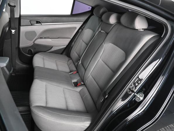 Hyundai Elantra VI (AD) с пробегом 2017 года, цена 1 299 000 рублей, 182496 км, седан, Автокод Объявления